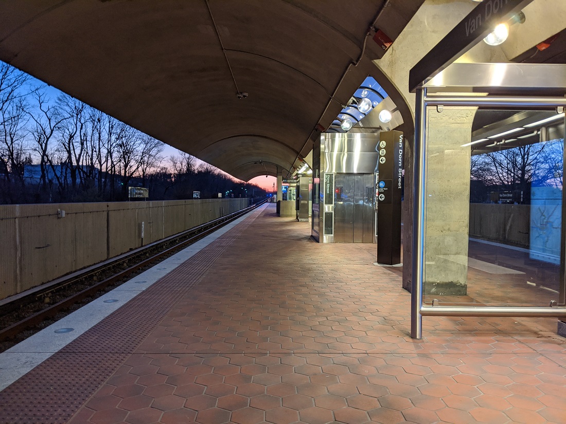 Metro Station